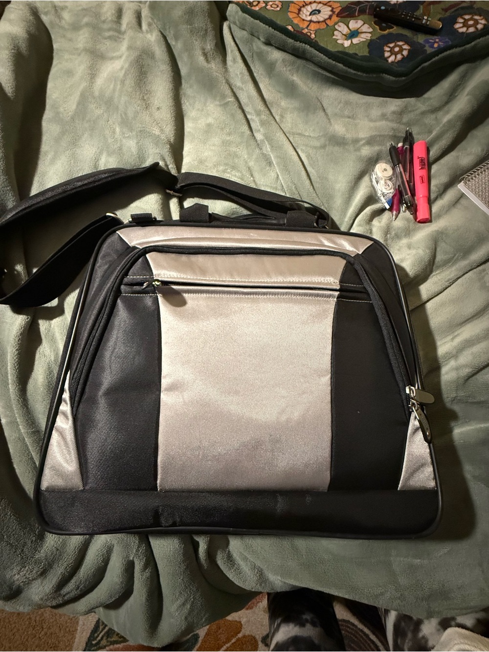 Computer/Laptop  Black and Silver Travel Shoulder Bag